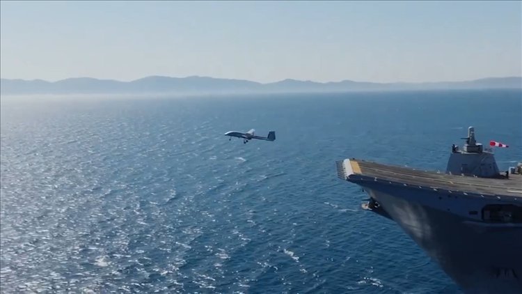 Bayraktar TB3 SİHA’dan TCG Anadolu’ya başarılı 4 sorti