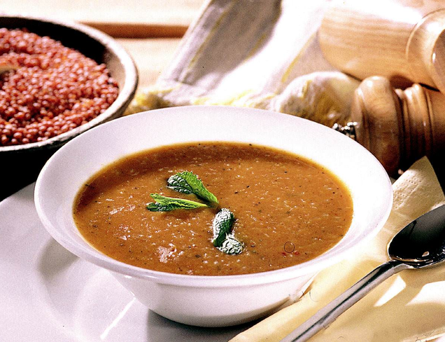 Biberiyeli Mercimek Çorbası Tarifi