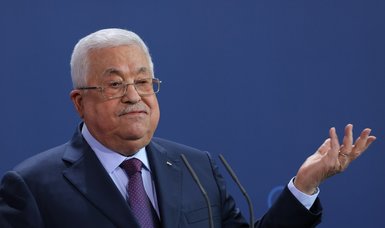Palestinian groups reject President Abbas' announcement of new government