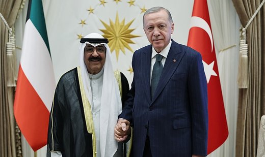 Erdoğan, Kuwaiti emir discuss Israel’s attacks on Gaza, bilateral relations
