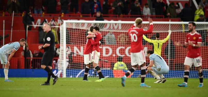 MANCHESTER UNITED BREAK INTO TOP FOUR AS EVERTON SLIP DEEPER INTO TROUBLE
