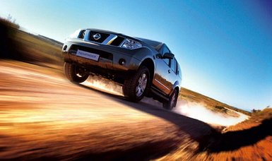Nissan recalls 354K Pathfinder SUVs for brake light problem