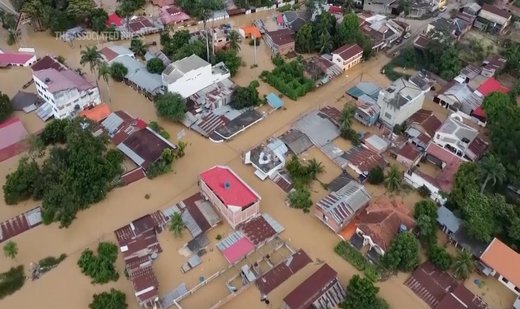 Flash floods in Bolivia kill 20