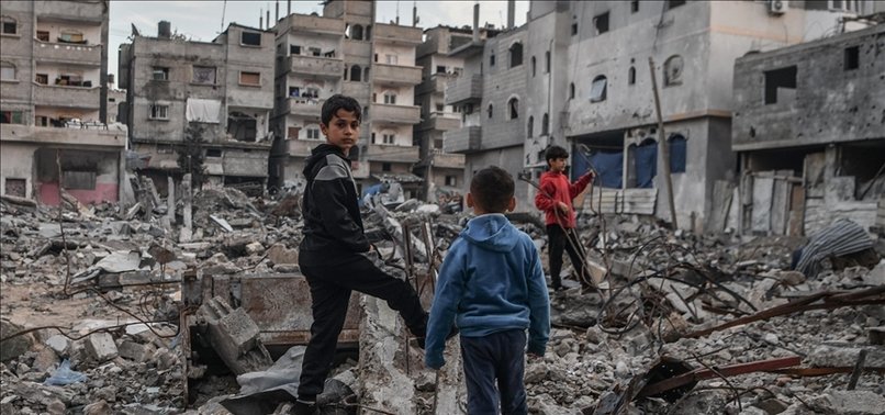 FAMILIES OF ISRAELI CAPTIVES IN GAZA ARRIVE IN QATAR TO PRESSURE FOR PRISONERS SWAP