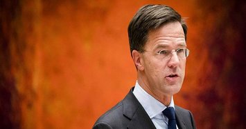 Dutch PM backs minister under fire for migration comments