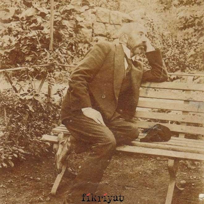 Arka arkaya 4 defa ayakta alkışlandı