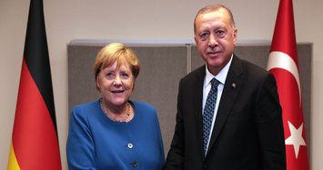 Erdoğan tells Merkel EU succumbed to blackmail from Greek side