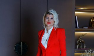 Dünya zenginlerinin evlerini tasarlıyor