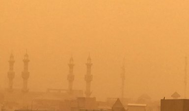 Tens of people hospitalized after dense sandstorm hits Kirkuk
