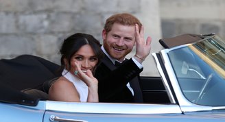 Kraliyetin romantik filmi: Harry & Meghan