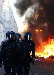 Fransa’da Protesto Alarmı