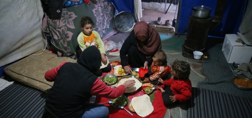 REFUGEE CAMPS IN SYRIA’S IDLIB MARK FIRST IFTAR