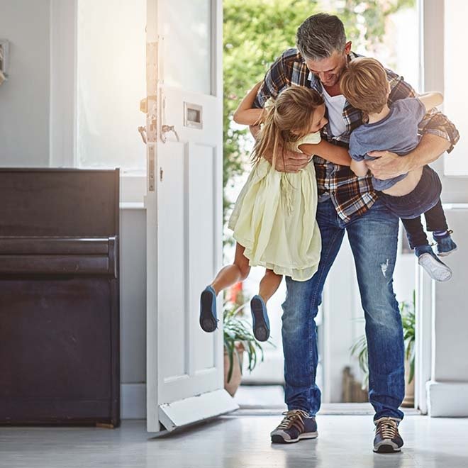 Çocuk taklitle öğrenir