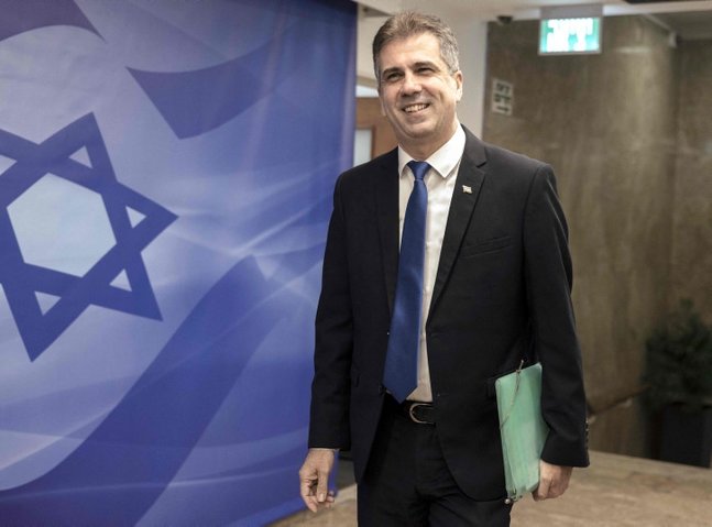 Israeli foreign minister pledges humanitarian aid to Ukraine