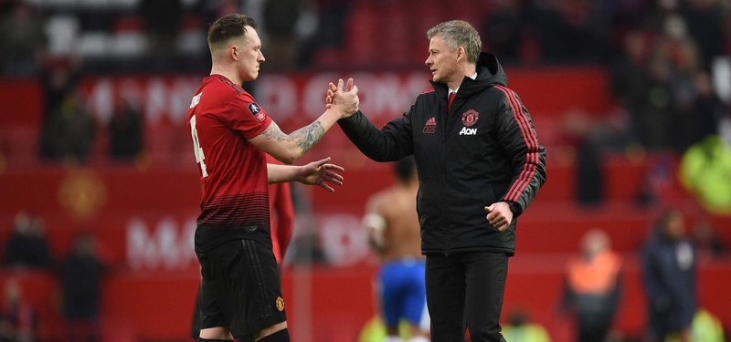Solskjaer maintains perfect start as United beat Reading in Cup