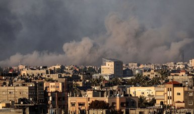 Israel troops kill dozens of Gazans waiting for aid
