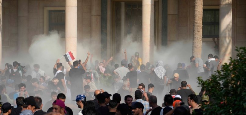 Fighting in Iraqi capital leaves 23 dead after Sadr quits politics