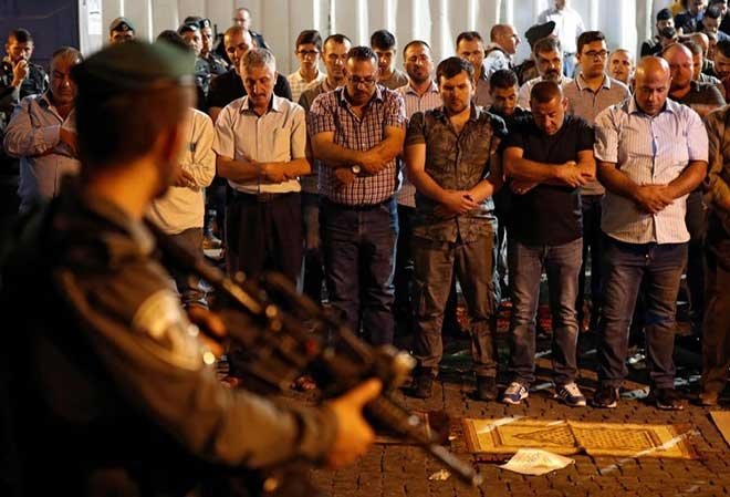 Ümmet zulme öfkeli