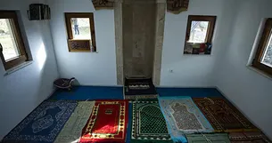 Bosna Hersek’in En Küçük Camisi