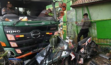 Runaway trailer kills 10 in Indonesia, including 7 pupils