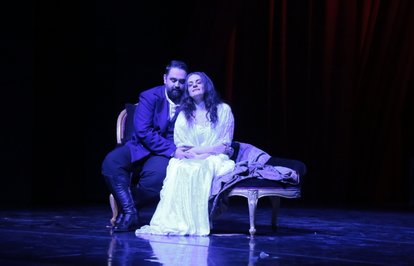 LaTravıatabusezonsonkezsahnede