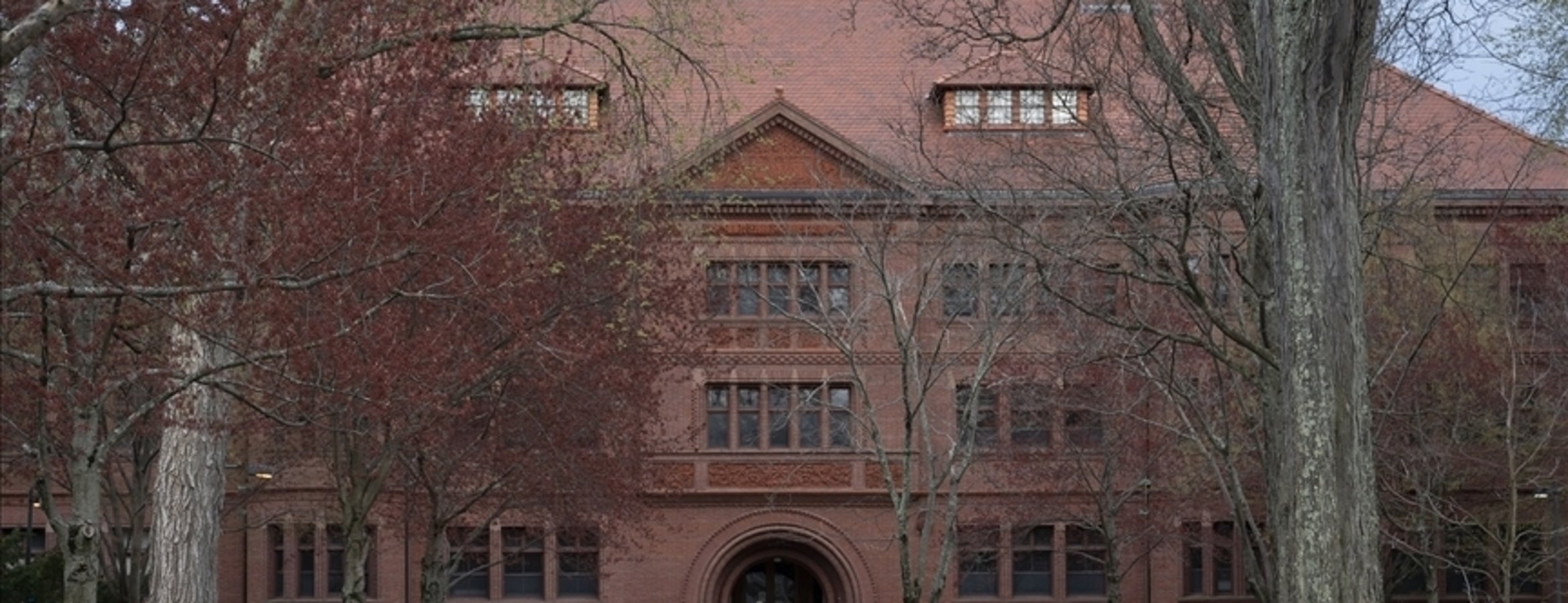 ABD’de, Harvard Üniversitesi hakkında ırka dayalı ayrımcılık iddiasıyla soruşturma başlatıldı