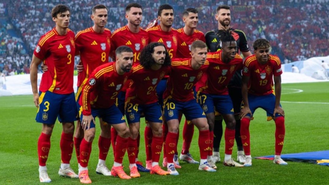 İSPANYA YENİDEN ZİRVE HEDEFLİYOR