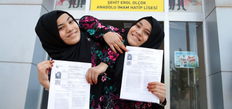 TURKISH SIAMESE TWINS FACE UNIVERSITY ENTRANCE TEST