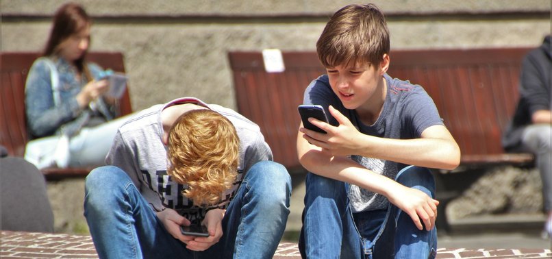 EVEN TECH EXECS FRET ABOUT THEIR KIDS SMARTPHONE ADDICTIONS