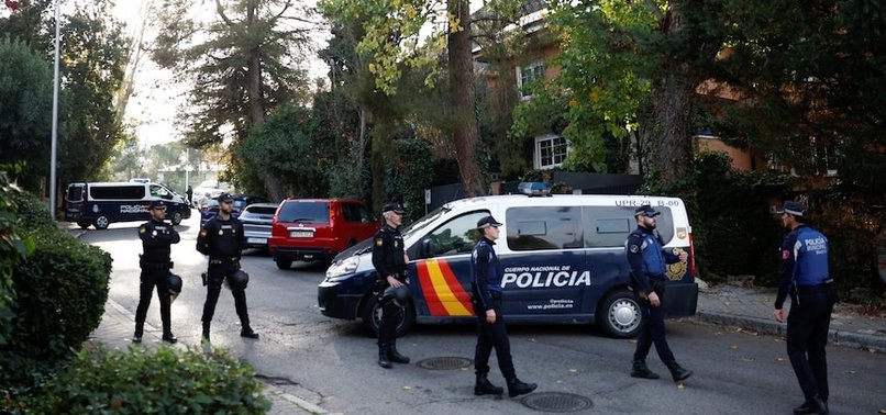 THIRD MAIL-BOMB FOUND IN SPANISH AIR FORCE BASE, EL MUNDO REPORTS