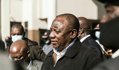 Ramaphosa vows army will return order to South Africa