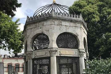 Divanyolu’ndaki 5 medrese
