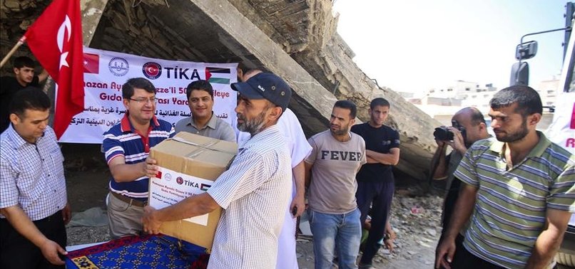TURKEY CONTINUES TO DISTRIBUTE AID TO PALESTINE