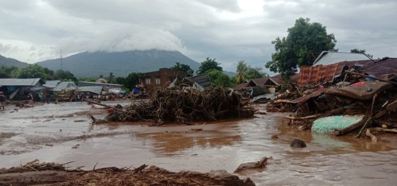 LANDSLIDES, FLOODS KILL MORE THAN 100 IN EASTERN INDONESIA