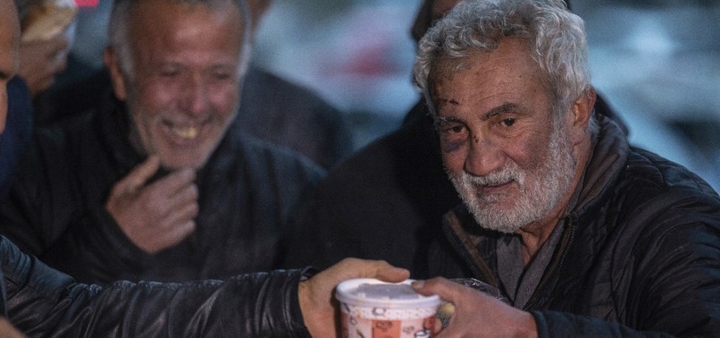 PHILANTHROPIST IN ANKARA OFFERS HOT SOUP, TEA TO THE HOMELESS