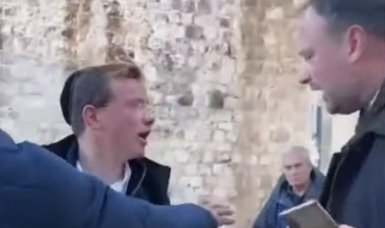 Radical Jews spit onto chief priest in Jerusalem during racist attack