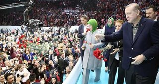 Cumhurbaşkanı Erdoğan: Kadına şiddet insanlık suçu