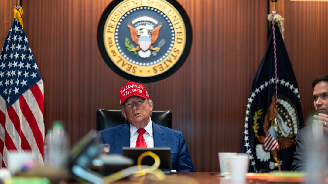 TRUMP: KİLİT NÜKLEER ZENGİNLEŞTİRME TESİSLERİ YOK EDİLDİ