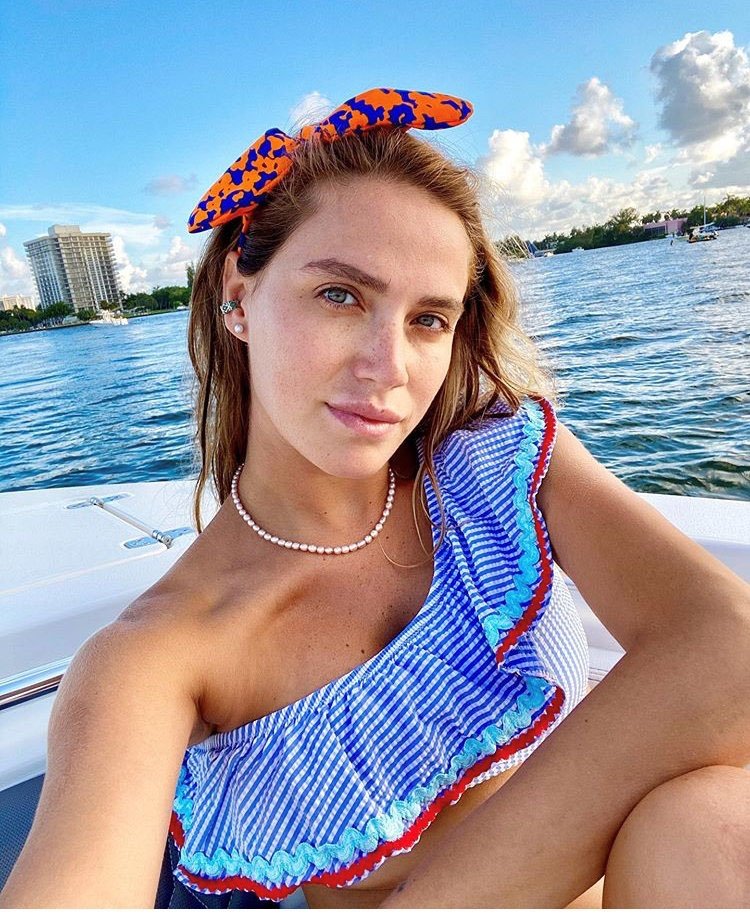 ceyda ates kizi talia nin yuzunu ilk kez gosterdi samdan