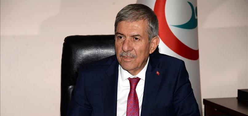 TURKISH MINISTER LANDS IN SOMALIA TO AID BLAST VICTIMS