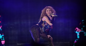 Shakiranın dünya turnesi film oluyor