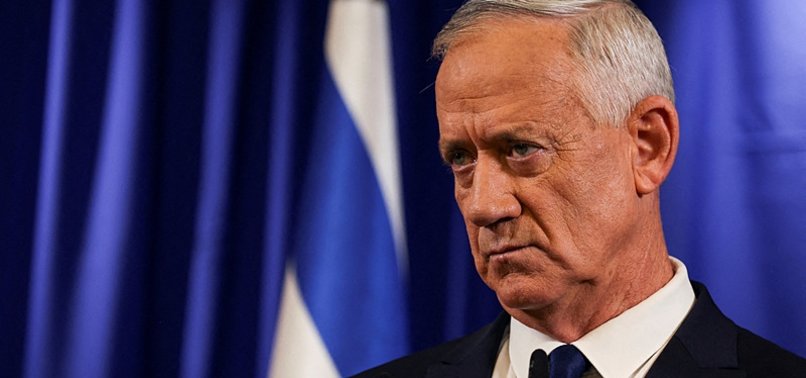 NETANYAHU RIVAL GANTZ CRITICIZES STANCE ON PHILADELPHI, URGES HOSTAGE DEAL