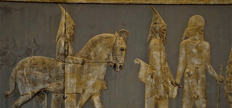 TURKISH ARCHEOLOGISTS IDENTIFY EARLIEST-KNOWN IMAGES OF TURKS IN ANCIENT PERSIA’S PERSEPOLIS