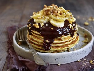 Çikolatalı ve Muzlu Pancake