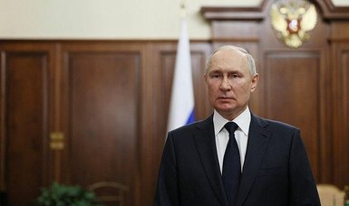 Kremlin says Vladimir Putin's position not 'shaken' by mutiny