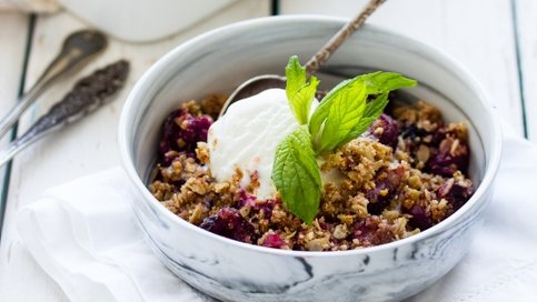 Meyveli Crumble Tarifi