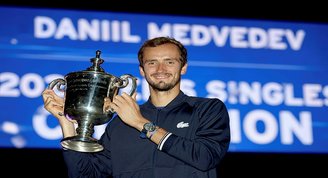 ABD Açık Tenis Turnuvası tek erkeklerde Medvedev şampiyon oldu