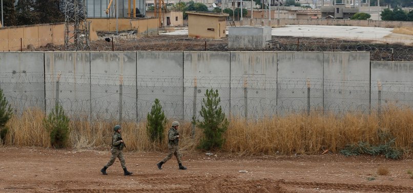 18 SUSPECTED REGIME FORCES CAPTURED IN SYRIAS RAS AL-AYN