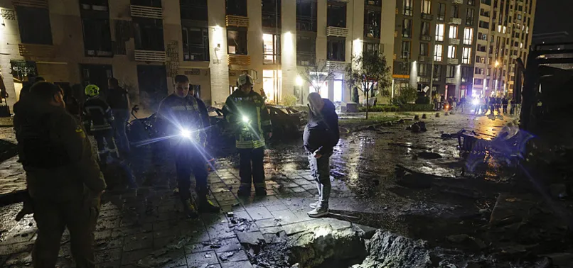 EXPLOSIONS HIT KYIV, WITNESSES SAY NO ADVANCE WARNING