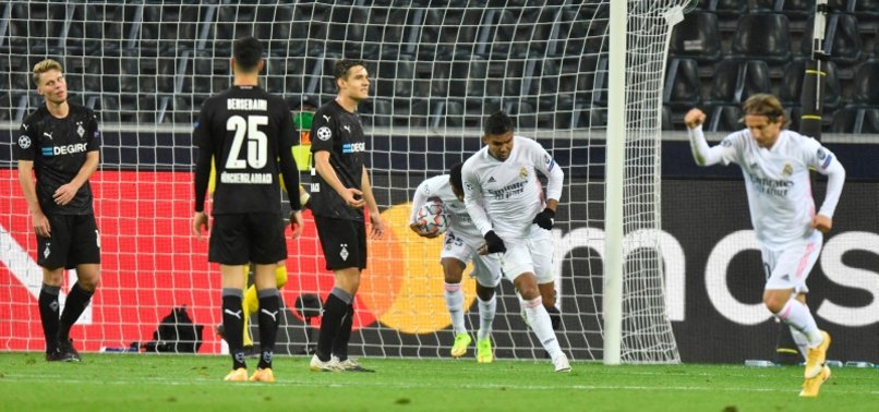 REAL SNATCH DRAW AT GLADBACH WITH LATE CASEMIRO GOAL